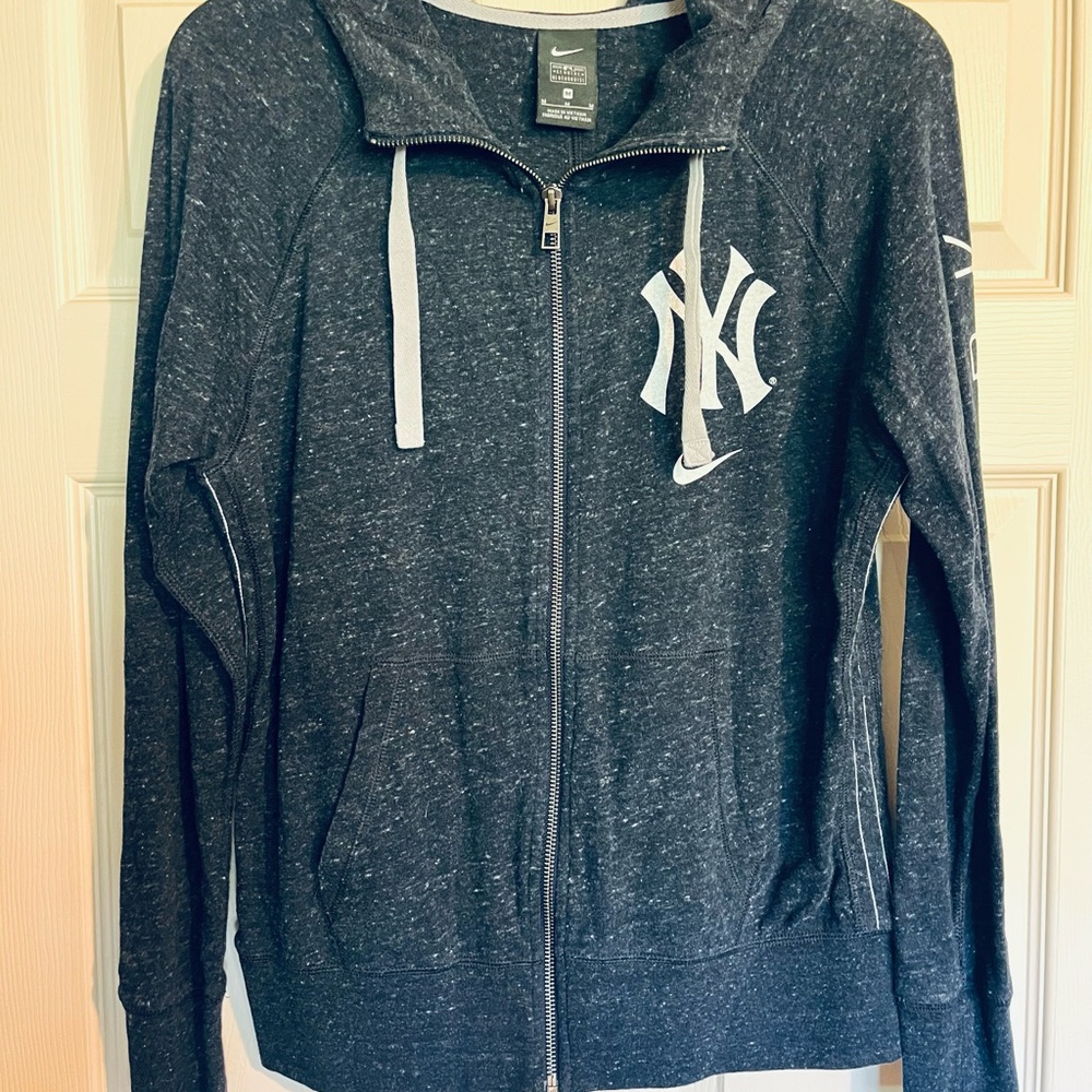 Nike New York Yankees and Full-Zip Hoodie